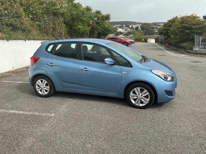 Blue Used 2013 Hyundai ix20 Active MPV | £2,500 (Good price) - Image 1/4