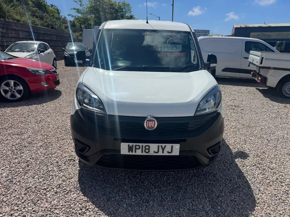 Used Fiat Doblò 2018 White MPV
