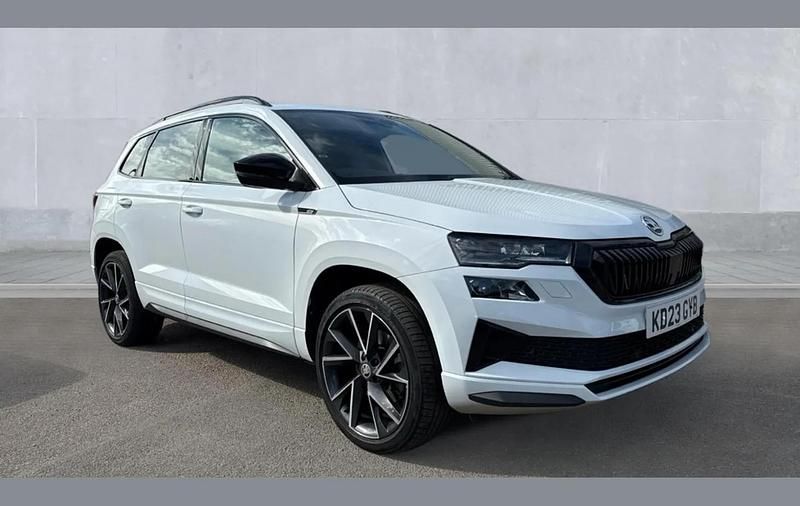 Used Skoda Karoq SportLine 190 HP (139 kW) 2023 White SUV