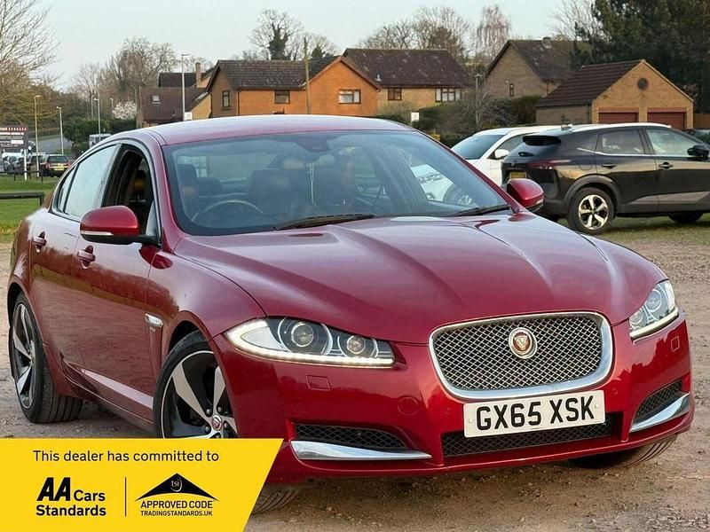 Used Jaguar XF R-Sport 2015 Red Sedan