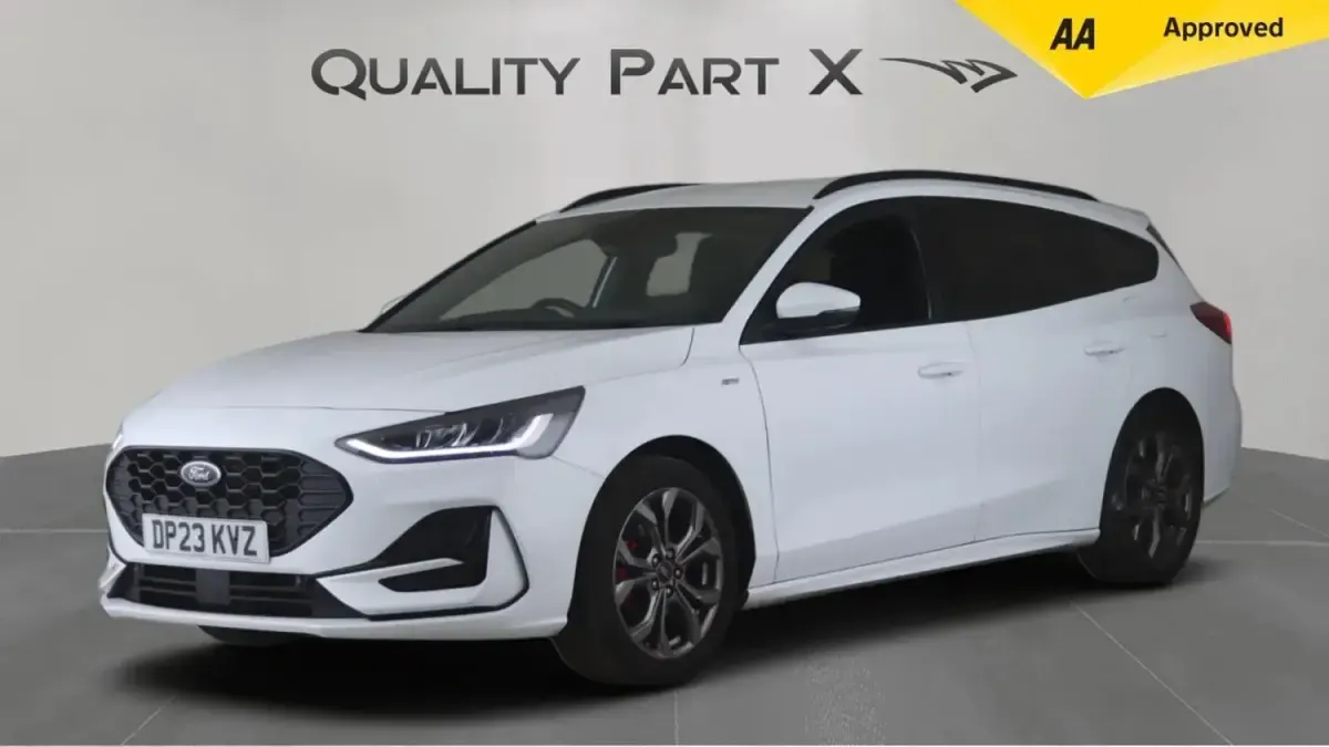 Usado Ford Focus ST-Line 2023 Blanco Familiar
