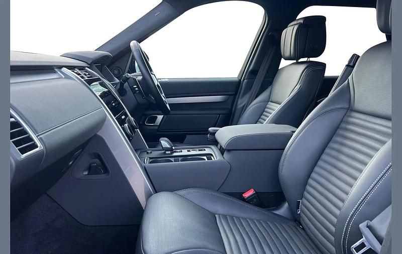 Used Land Rover Discovery 5 HSE Dynamic 344 HP (253 kW) 2025 Blue SUV