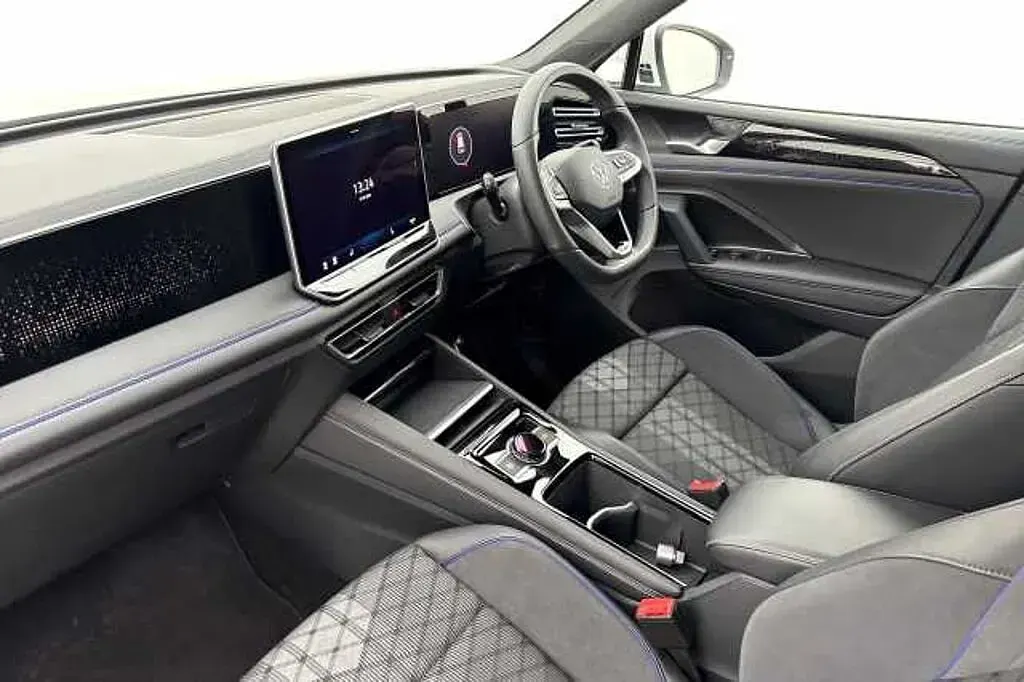 Used VW Tiguan 150 HP (110 kW) 2025 SUV
