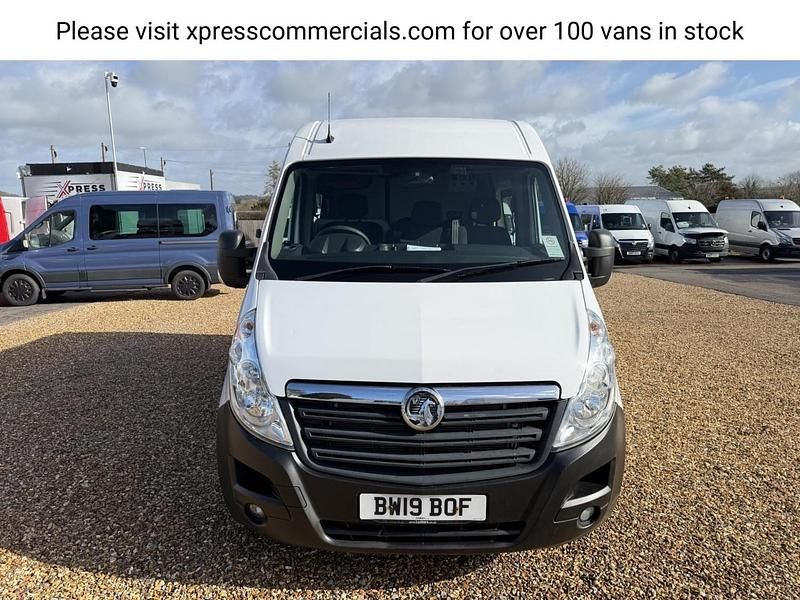 Used Vauxhall Movano 130 HP (95 kW) 2019 White MPV