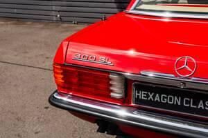 Used Mercedes SL300 180 HP (132 kW) 1988 Red Cabriolet