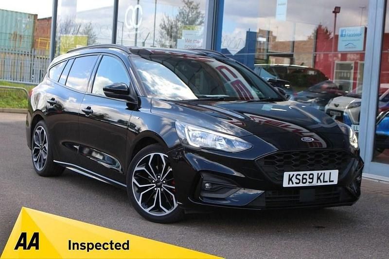 Used Ford Focus ST-Line X 125 HP (91 kW) 2019 Black Estate