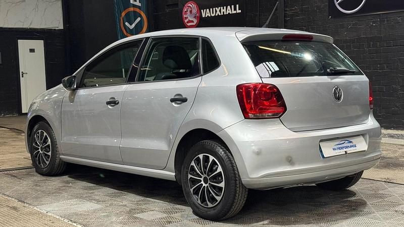 Used VW Polo S 70 HP (51 kW) 2009 Silver Hatchback