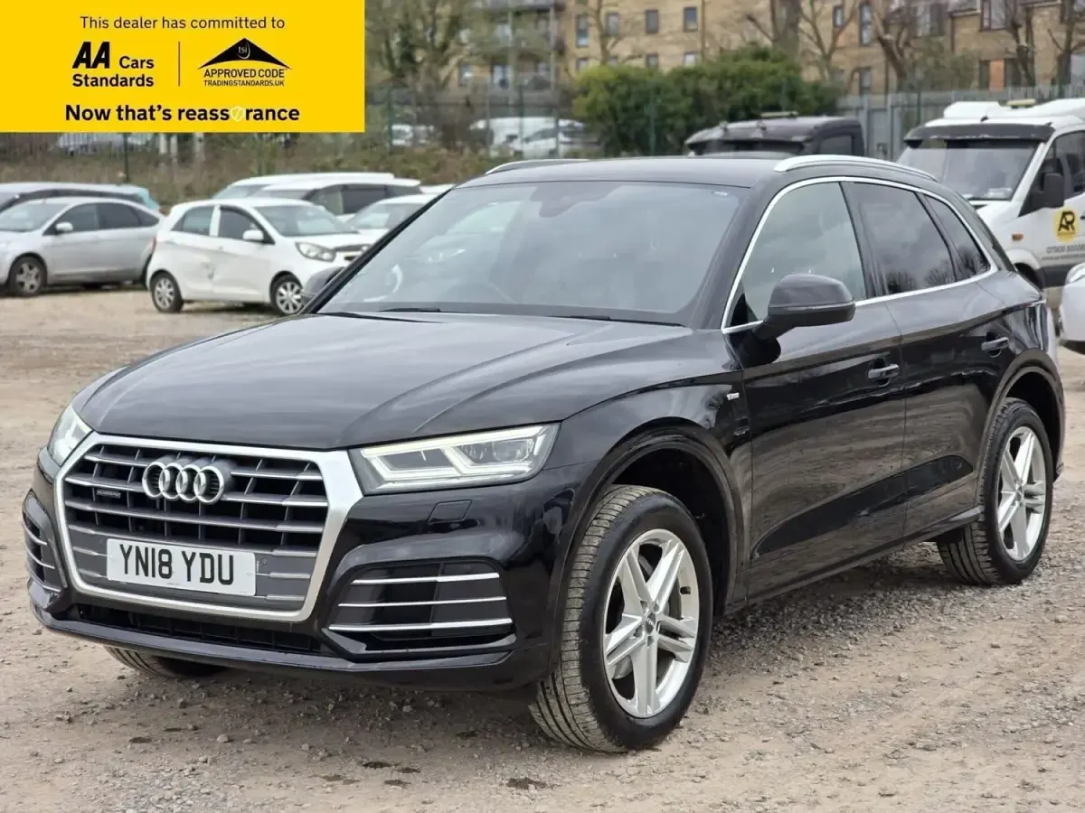 Używany Audi Q5 S-Line 190 KM (139 kW) 2018 Czarny SUV