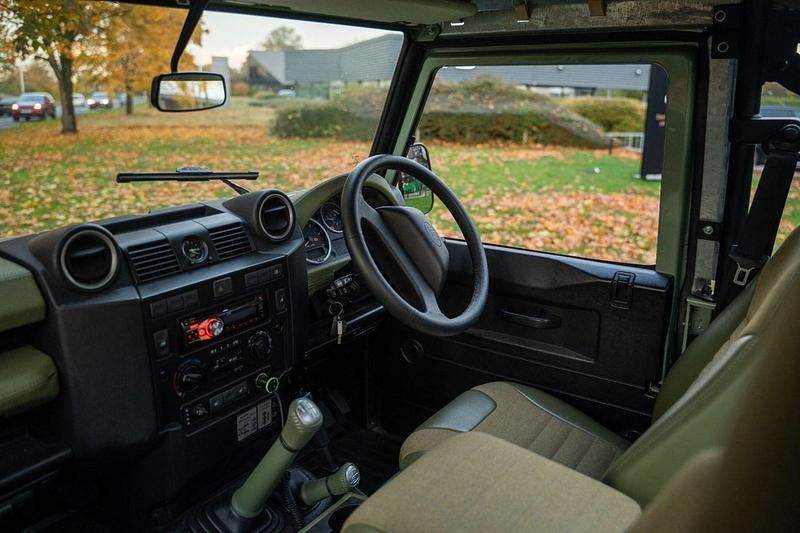 Used Land Rover Defender 2011 Blue Pickup
