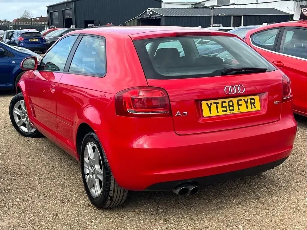 Begagnad Audi A3 Sport 160 HK (117 kW) 2008 Röd Halvkombi
