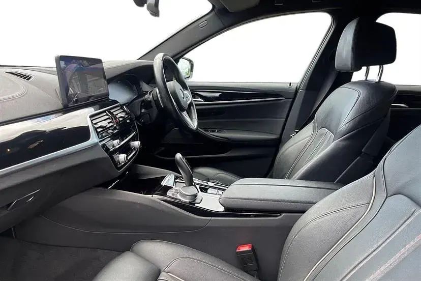 Used BMW 530e M Sport 292 HP (214 kW) 2020 White Sedan