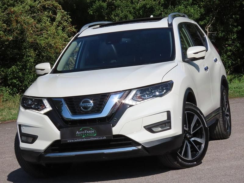 Used Nissan X-Trail Tekna 150 HP (110 kW) 2019 White SUV