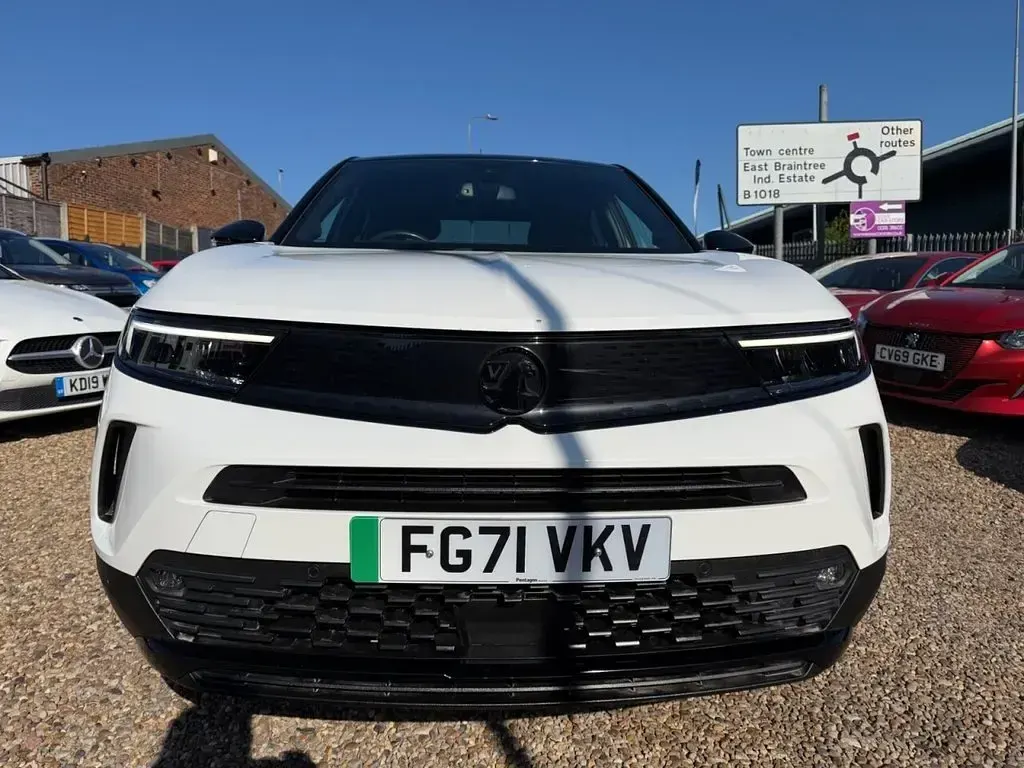 Usado Vauxhall Mokka SRi 100 kW (136 HP) 2021 Branco SUV