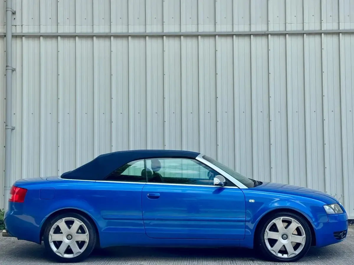 Used Audi A4 Cabriolet 2005 Blue Cabriolet