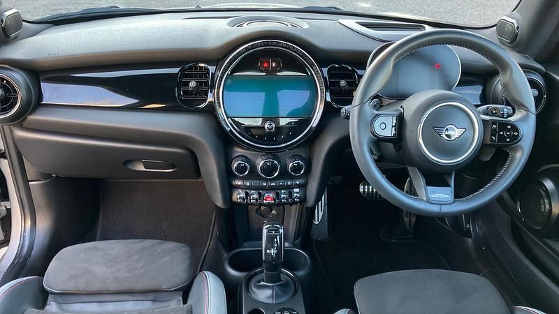Used Mini John Cooper Works Hatch 231 HP (169 kW) 2022 Melting silver iii Hatchback
