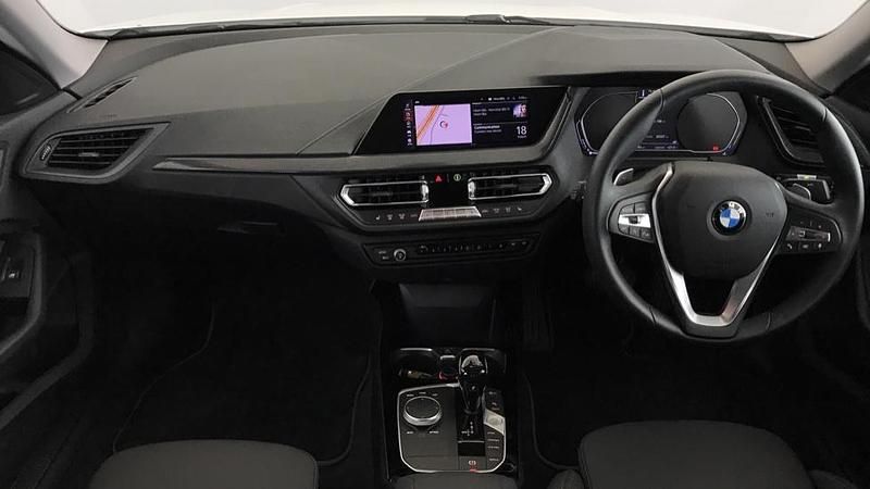 Used BMW 220 Sport Line 190 HP (139 kW) 2020 White Coupe