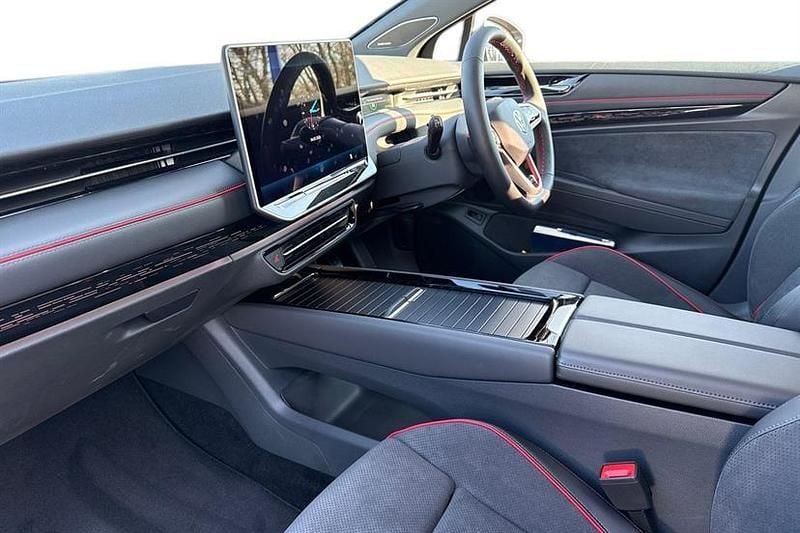 Used VW ID.7 GTX 250 kW (340 HP) 2026 Stone washed blue with black roof Estate