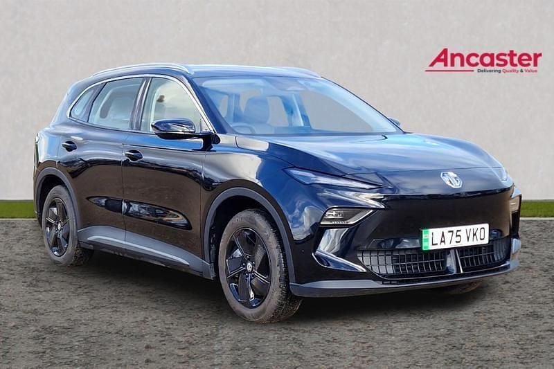 Black New 2025 MG MG5 EV SE Estate | £22,995 (Good price) - Image 1/4