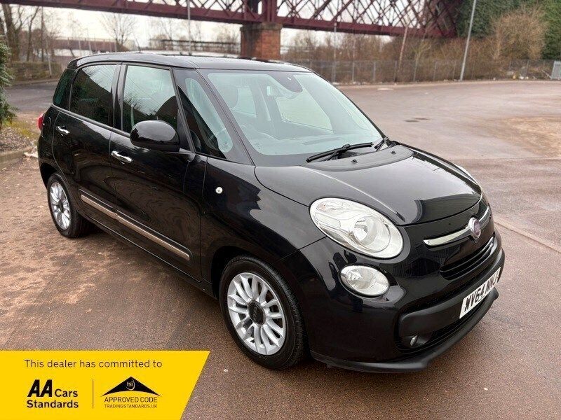 Black Used 2014 Fiat 500L Lounge MPV | £3,450 (Good price) - Image 1/3