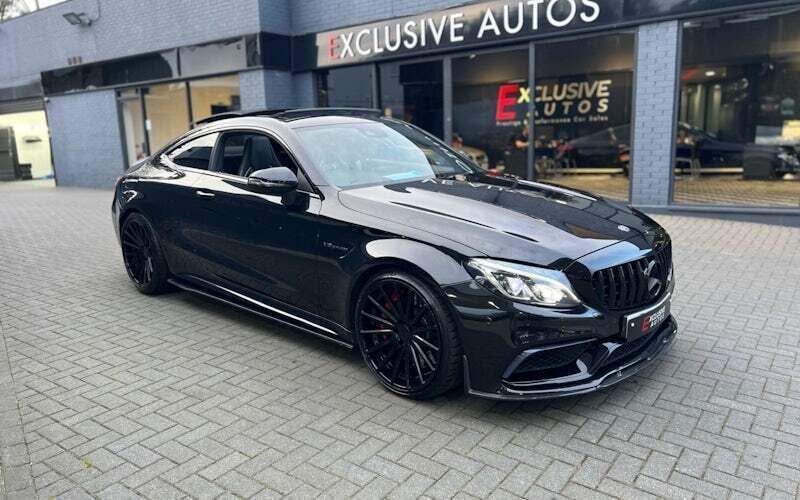 Usado Mercedes C63 AMG Premium 510 HP (375 kW) 2018 Preto Coupé