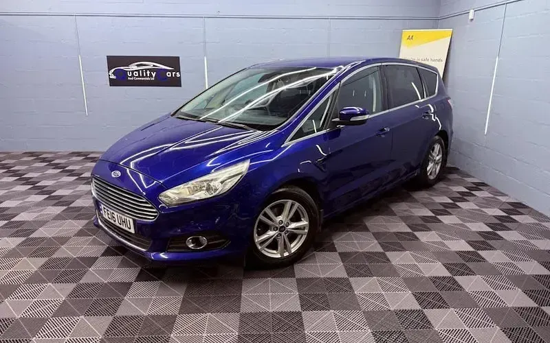 Used Ford S-MAX Titanium 150 HP (110 kW) 2018 MPV