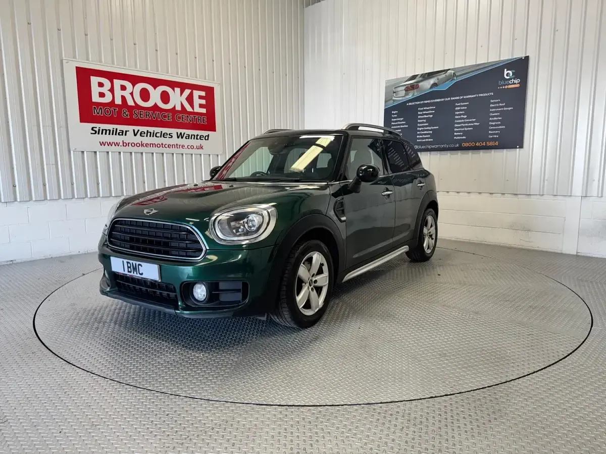 Used Mini Cooper D 150 HP (110 kW) 2017 Green Hatchback