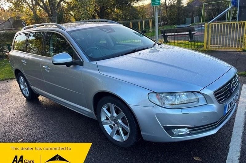 Silver Used 2014 Volvo V70 SE Lux Estate | £8,490 (Fair price) - Image 1/1