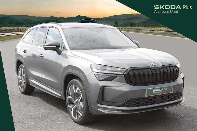Grey New 2025 Skoda Kodiaq SportLine SUV | £39,990 (A bit pricey) - Image 1/4
