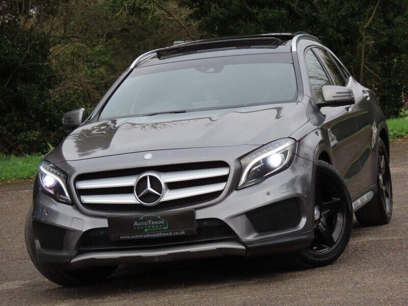 Grey Used 2014 Mercedes GLA220 AMG line SUV | £9,494 (Fair price) - Image 1/4