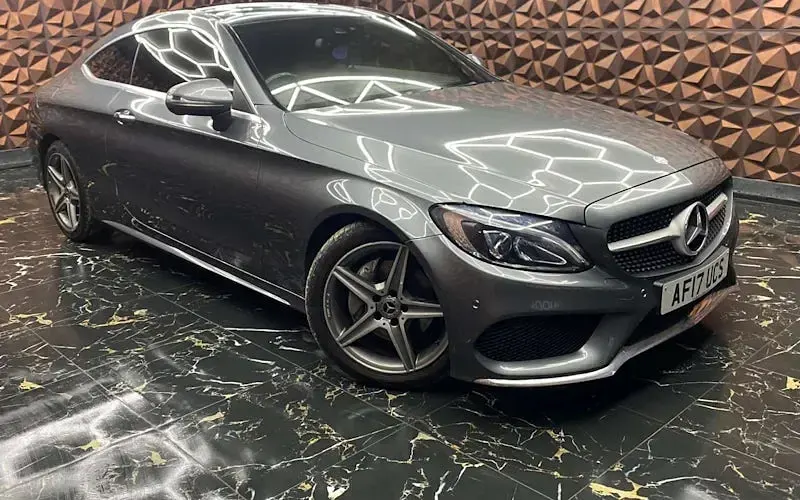 Used Mercedes C220 AMG Line Premium Plus 170 HP (125 kW) 2017 Coupe