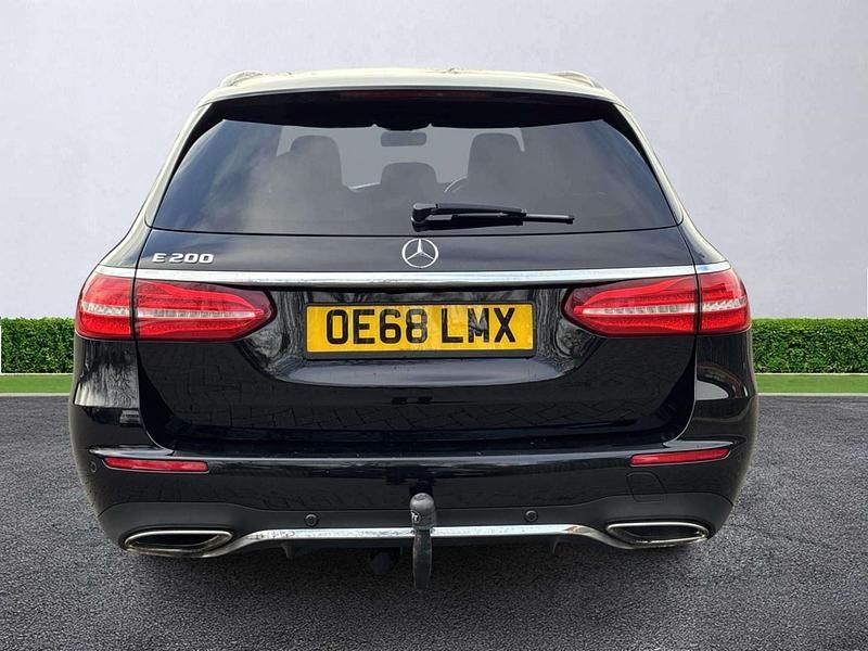 Used Mercedes E200 AMG line 184 HP (135 kW) 2018 Black Estate