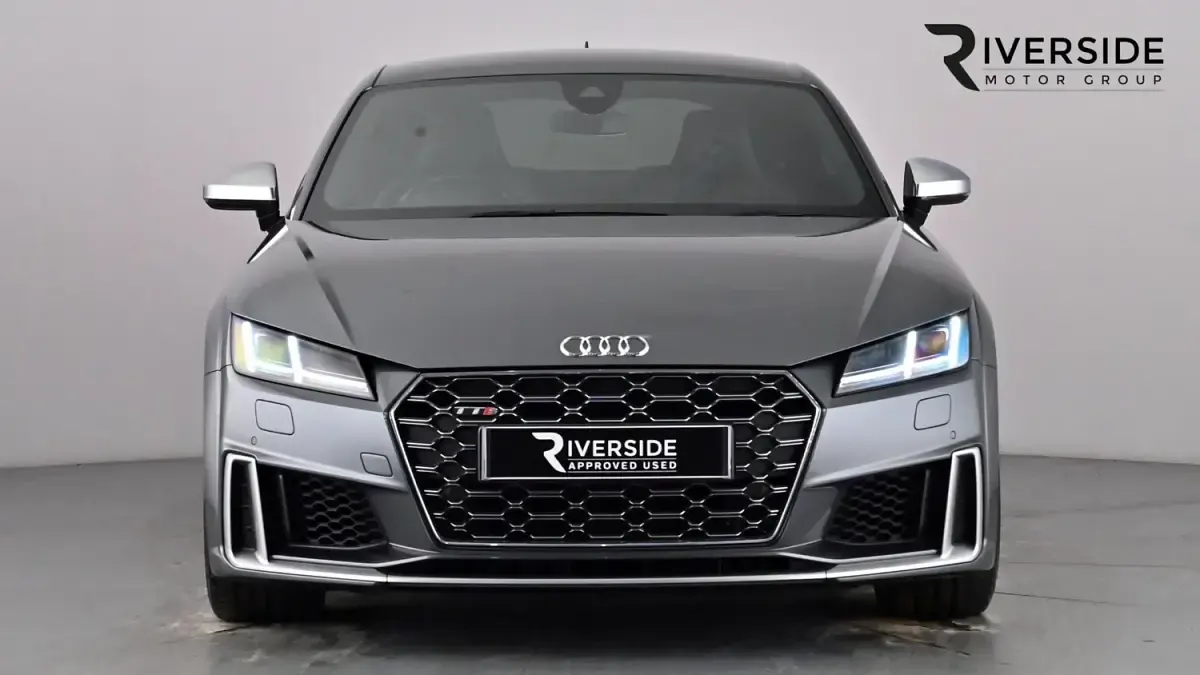Begagnad Audi TT Comfort 320 HK (235 kW) 2022 Grå Sportkupé