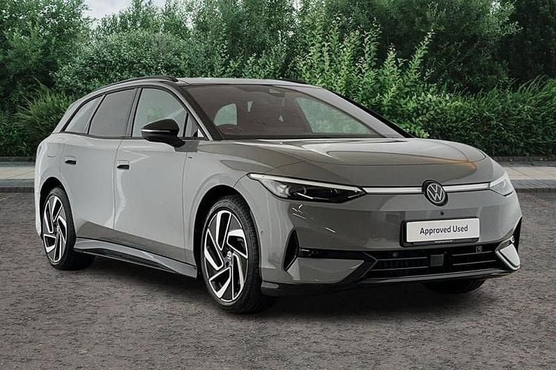 Grey Used 2025 VW ID.7 Pro Hatchback | £41,490 (Fair price) - Image 1/3