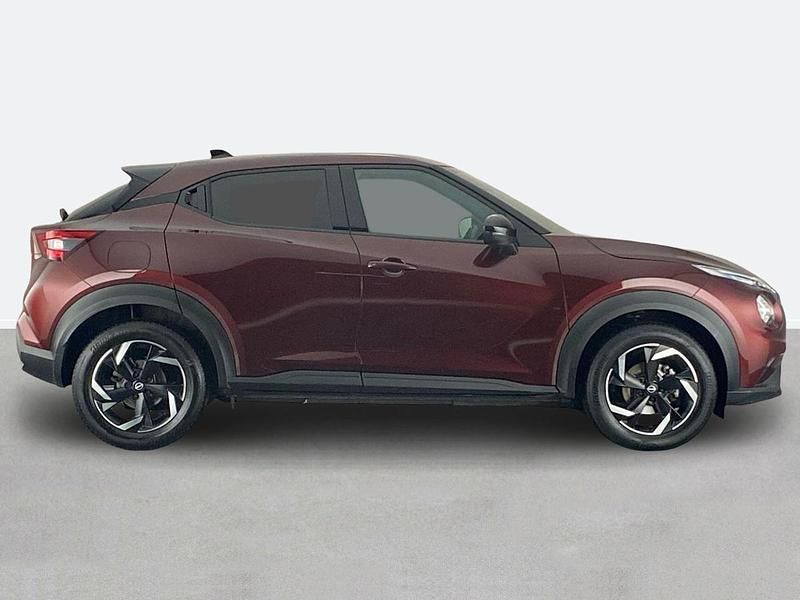 Used Nissan Juke N-Connecta 2022 Red SUV