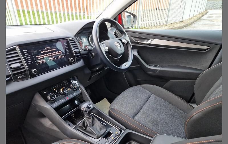 Used Skoda Karoq SE Drive 147 HP (108 kW) 2022 Red SUV