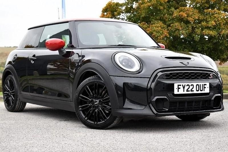 Black Used 2022 Mini Cooper S Exclusive Hatchback | £19,628 (Fair price) - Image 1/1