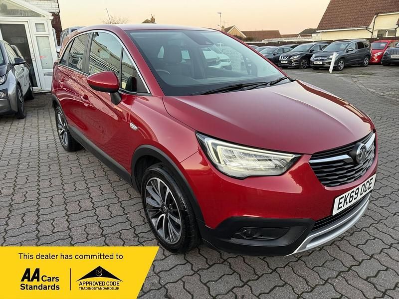 Red Used 2019 Vauxhall Crossland X Elite SUV | £9,450 (Fair price) - Image 1/4