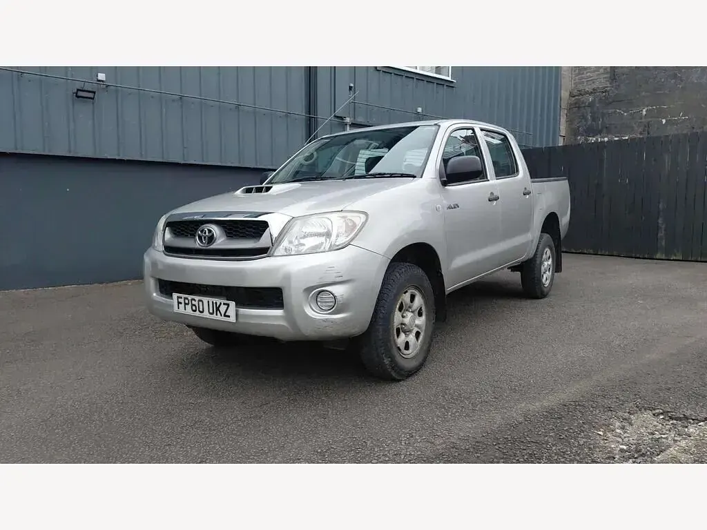 Used Toyota HiLux 2011 Silver Pickup