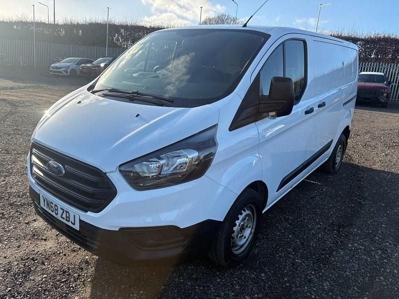 Used Ford Transit Custom 105 HP (77 kW) 2018 White Van