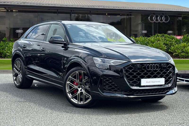 Black New 2025 Audi RS Q8 Design SUV | £104,950 (Good price) - Image 1/4