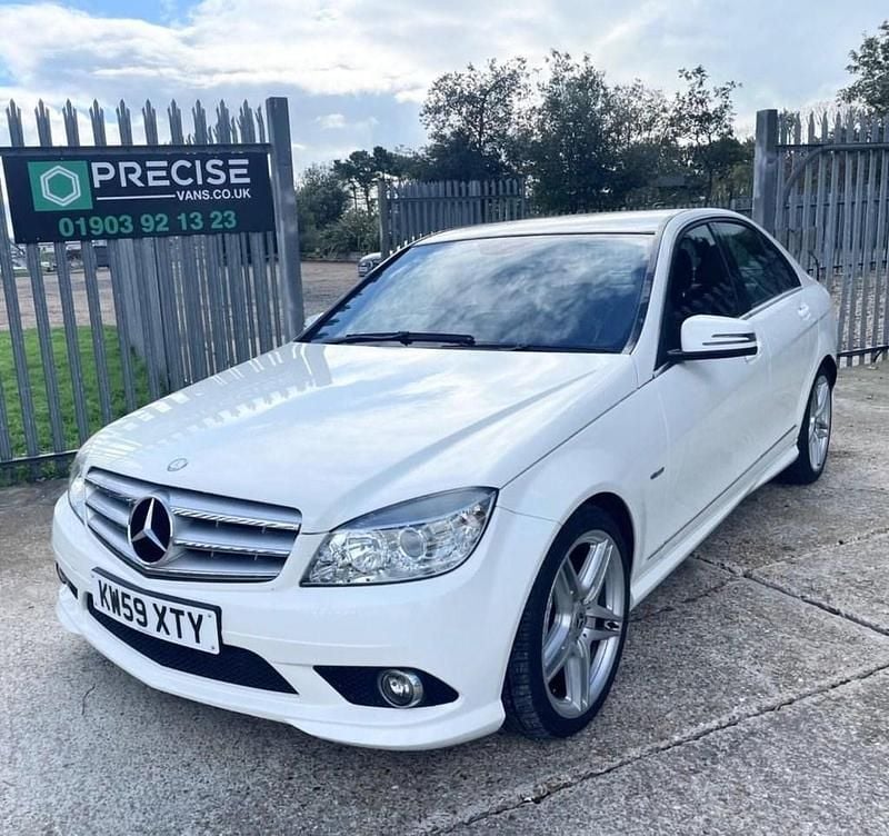 Used Mercedes C350 231 HP (169 kW) 2010 White Sedan