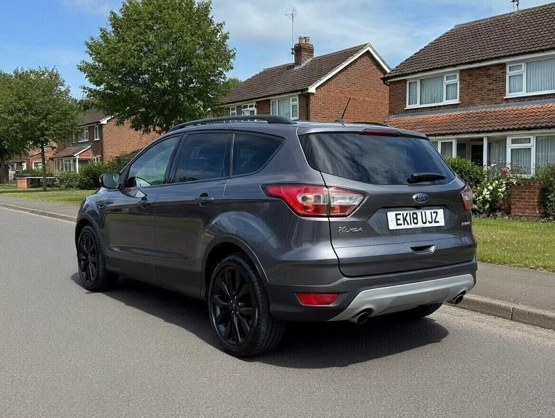 Used Ford Kuga ST-Line X 180 HP (132 kW) 2018 Grey SUV
