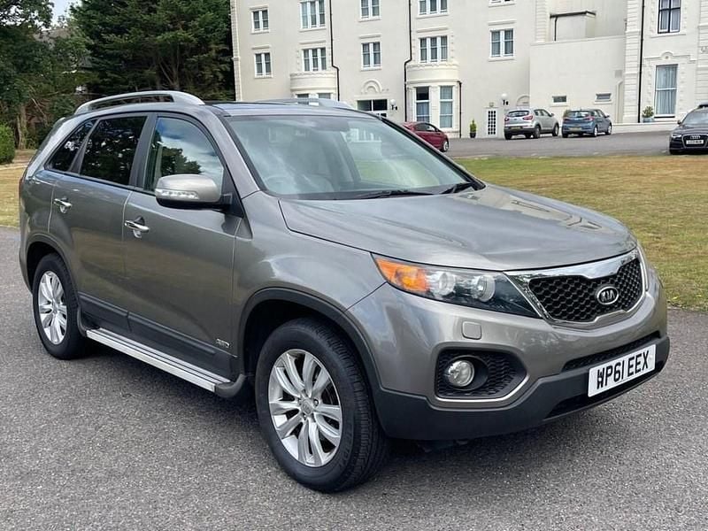 Silver Used 2011 Kia Sorento SUV | £4,995 (A bit pricey) - Image 1/4