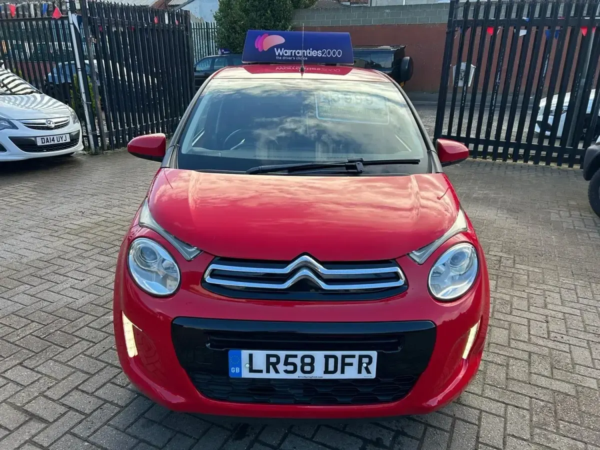Begagnad Citroën C1 Flair 82 HK (60 kW) 2015 Röd Halvkombi