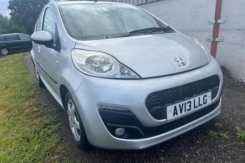 Silver Used 2013 Peugeot 107 Allure Hatchback | £1,750 (Good price) - Image 1/1