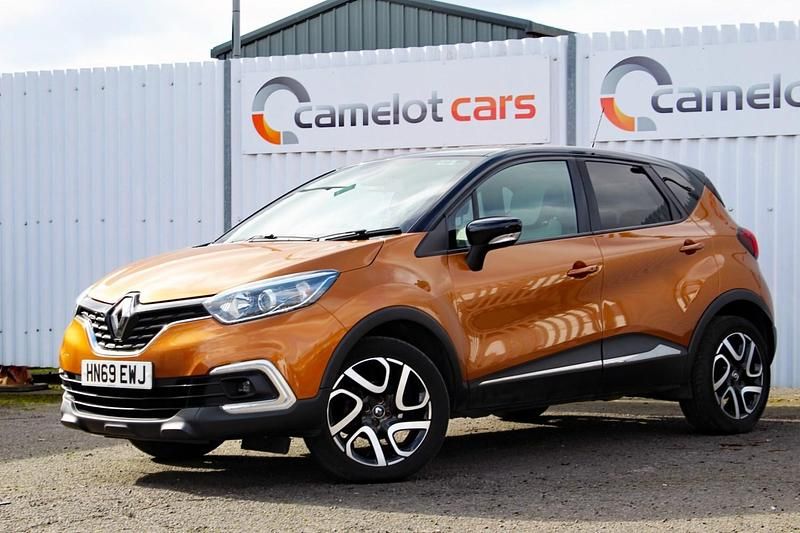 Used Renault Captur Iconic 2019 Orange SUV