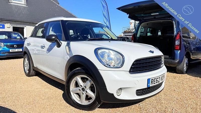 Used Mini One Countryman 98 HP (72 kW) 2012 White SUV