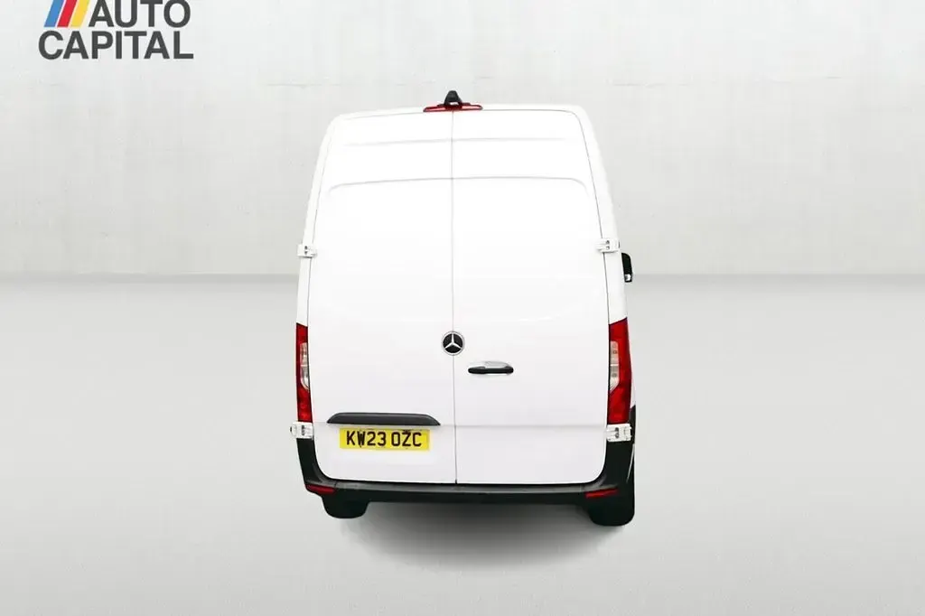 Used Mercedes Sprinter Premium 150 HP (110 kW) 2023 White Van