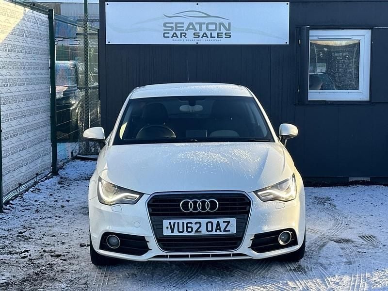 Used Audi A1 Sport 105 HP (77 kW) 2012 White Hatchback