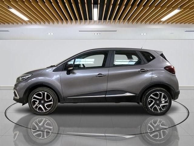 Used Renault Captur Dynamique 90 HP (66 kW) 2017 Grey SUV